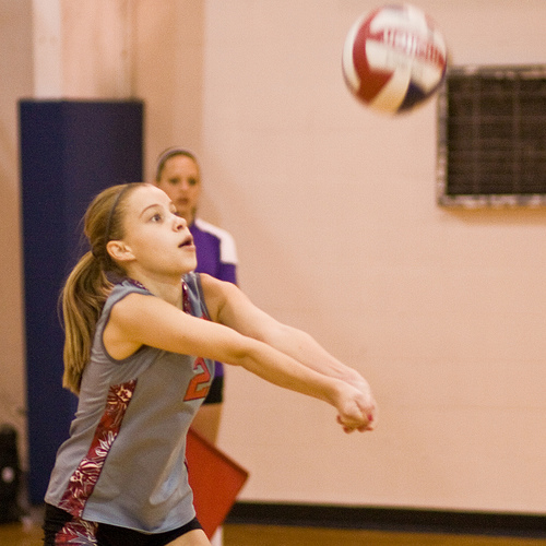 volleyball girl passing a ball 500