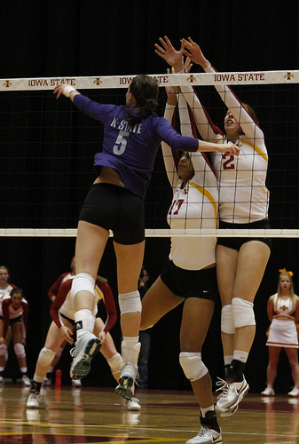 Before jumping to block a ball their opponent is trying to hit, blockers should be in a well balanced position to stop the ball.