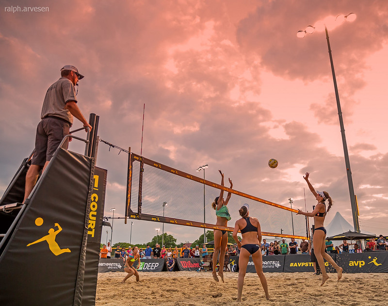 Beach Volleyball Rules: A side change will occur every seven (7) points in the first two sets and every five (5) points in the third set. (Ralph Aversen)
