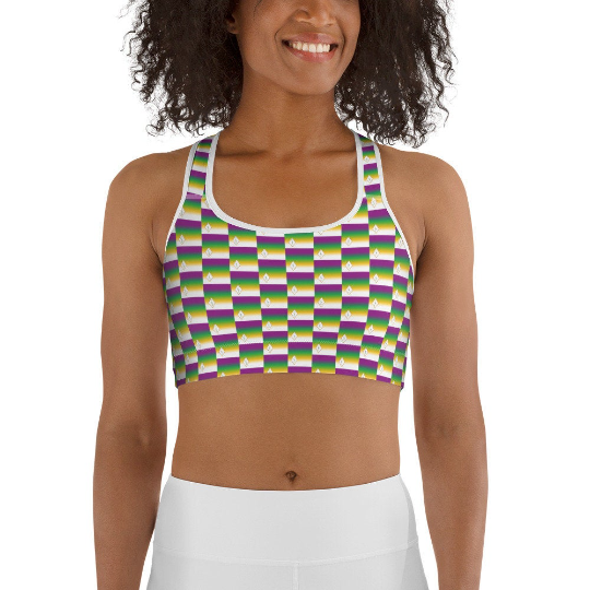 This gorgeous sports bra with colors inspired by the Brazilian flag is made from moisture-wicking material that stays dry during low and medium intensity workouts.