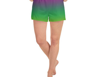 With designs inspired by the flag of  Brazil these comfy women's shorts come with pockets and are made of a versatile fabric that'll make you feel good at any sports event.