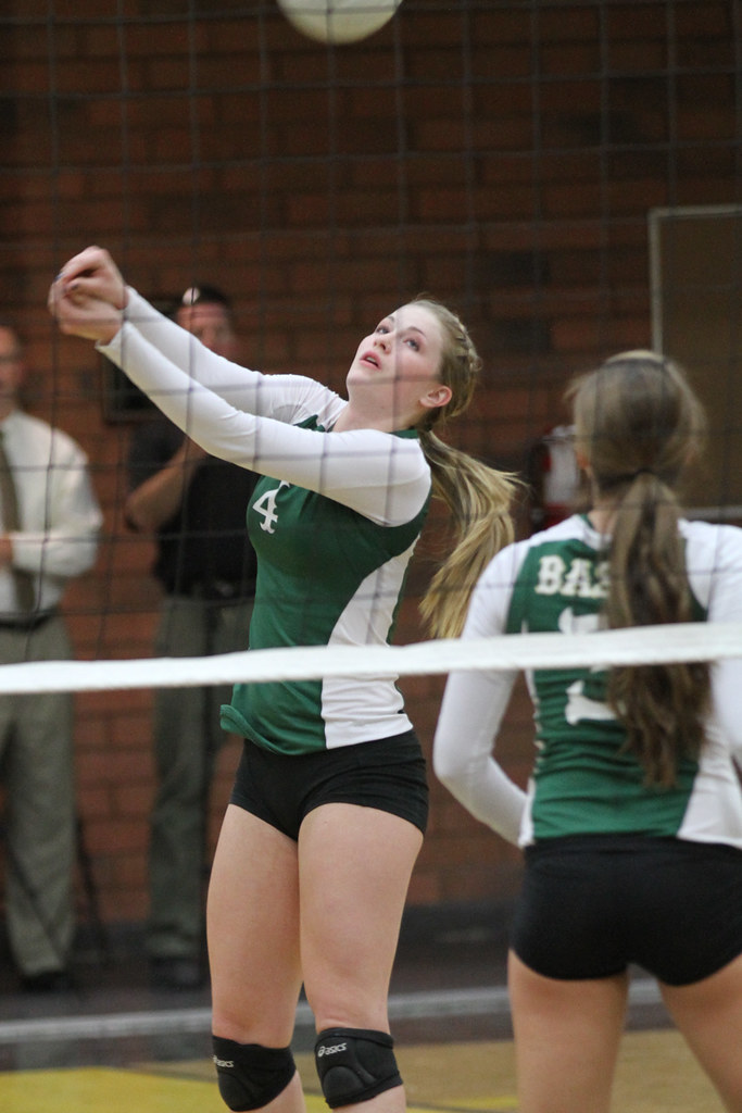 The Free Ball Volleyball Definition: What's a Free Ball in Volleyball? A free ball is a ball that Team A has forearm passed into Team B's court. (Nooccar photo)