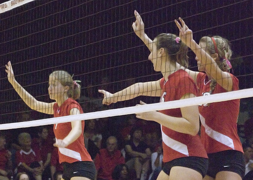What's the block in volleyball? Keep your hands 6-10 inches in front of you with your  palms facing the net, fingers widespread and keep your wrists straight and rigid not bent or limp. (Bill Shaner)