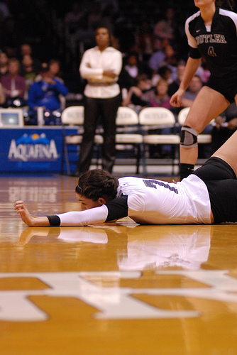  The "sprawl" and the "extension" are two advanced dig and dive volleyball skills where you take one step while lowering your body to the floor before digging. 