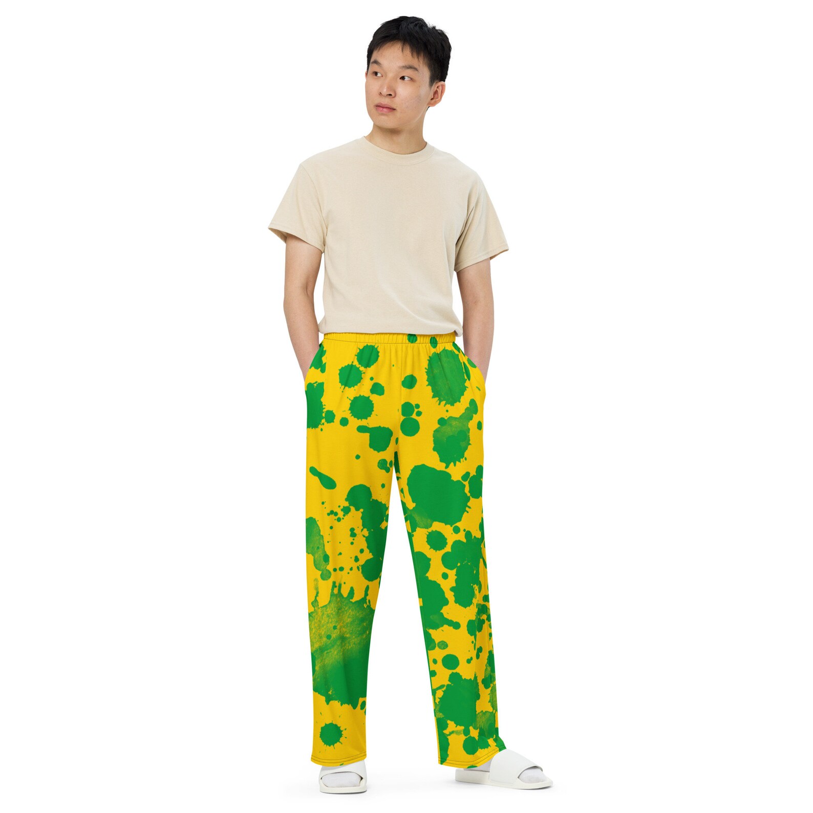 Now you know you want you some of these! Shop Brazilian flag inspired paint splatter and tie dye wide leg pants! This you?