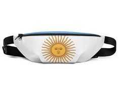 Cool fanny packs for men and women inspired by the flag of Argentina Available on ETSY in my Volleybragswag shop. Get yours today!