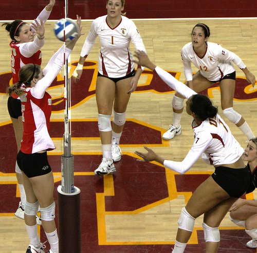 How To Spike Volleyball Balls: USC volleyball player Falyn Fonoimoana spiking the ball Photo by Neon Tommy