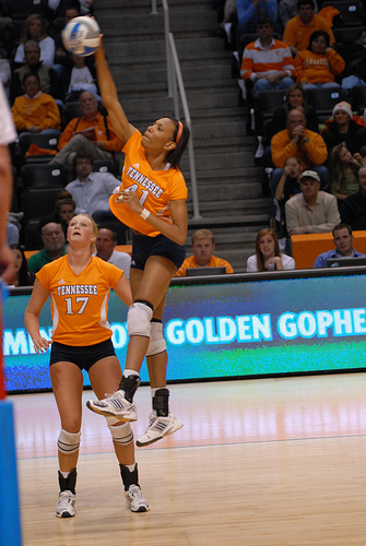 The "4 - 1 - 5" play is one of the most common volleyball offensive plays run by setters and is the easiest offensive play to learn. (Tennessee Journalist)